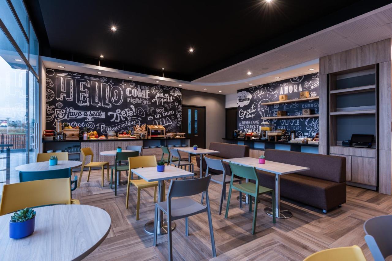 Ibis Chia Ξενοδοχείο Εξωτερικό φωτογραφία